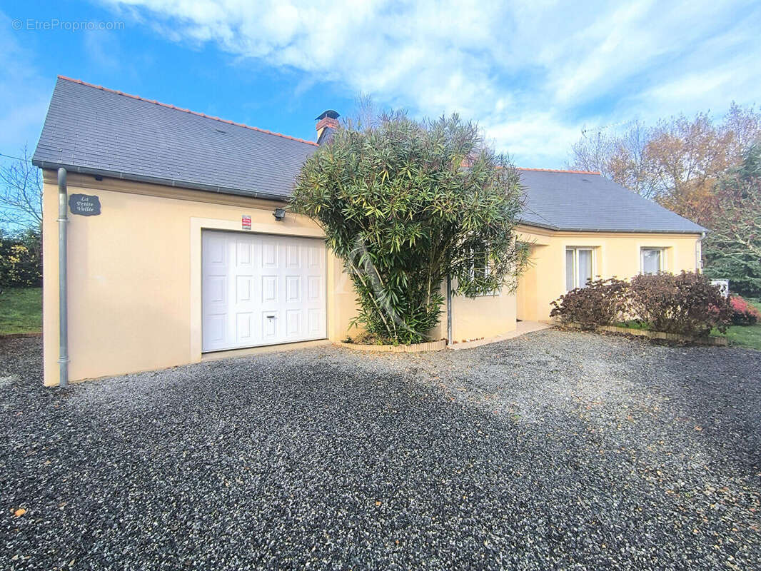 Maison à CHAMBELLAY