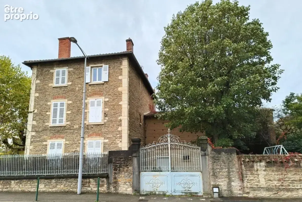 Maison à vendre 8 pièces CIVRIEUX D'AZERGUES (69) - photo 3