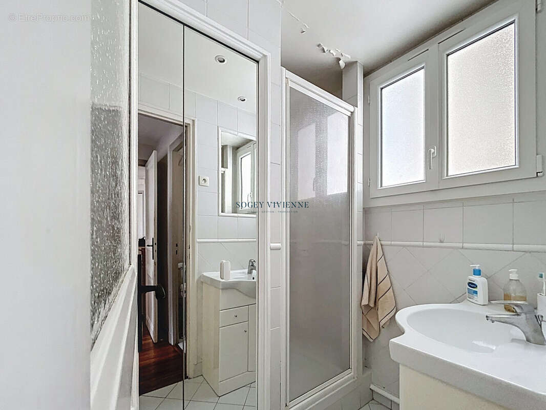 Appartement à PARIS-15E