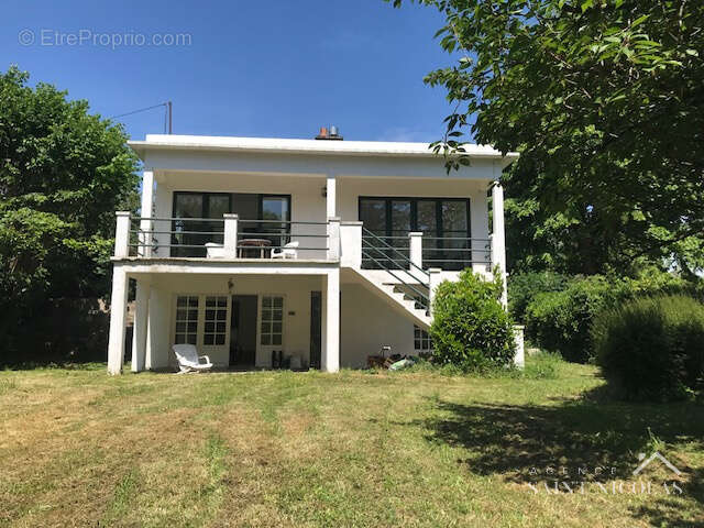 Maison à MEULAN