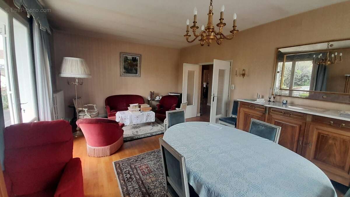 Appartement 244 m² à Perigueux  - photo 7