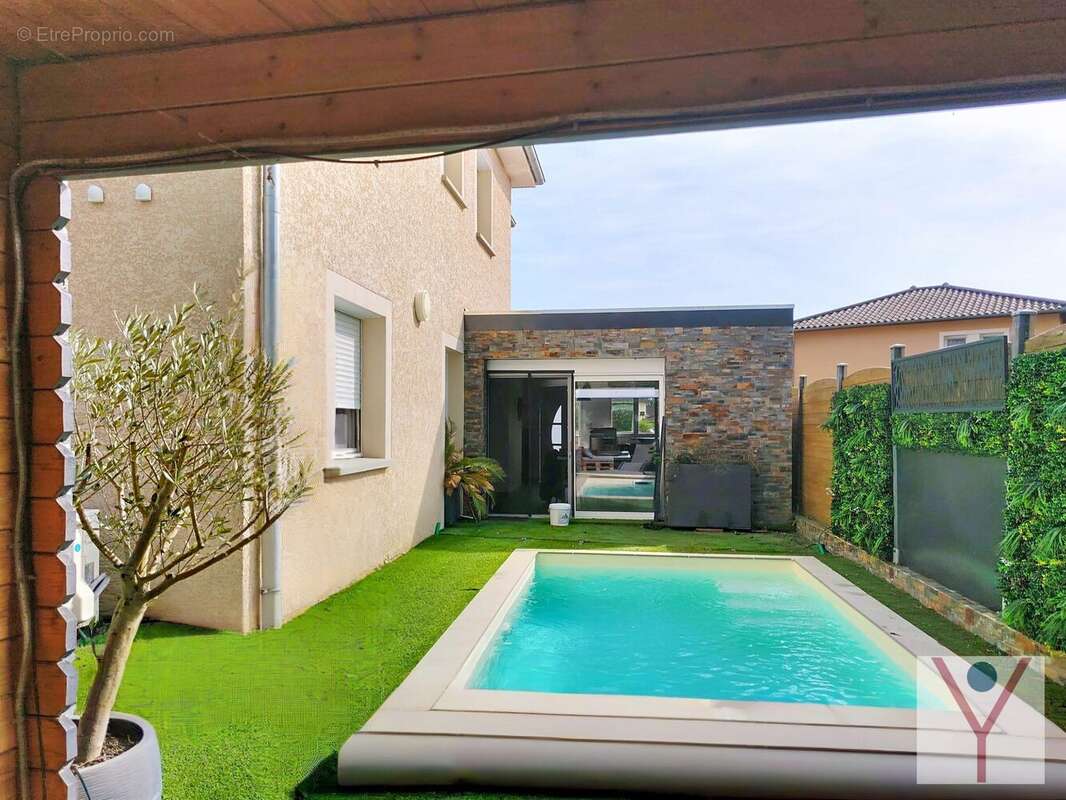 Appartement à CHATILLON-SUR-CHALARONNE