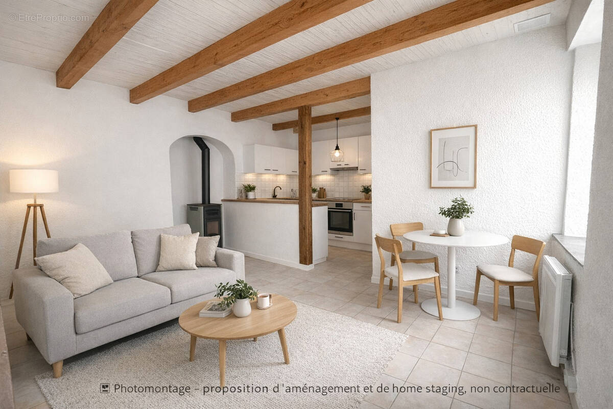 Maison à RONCHAMP