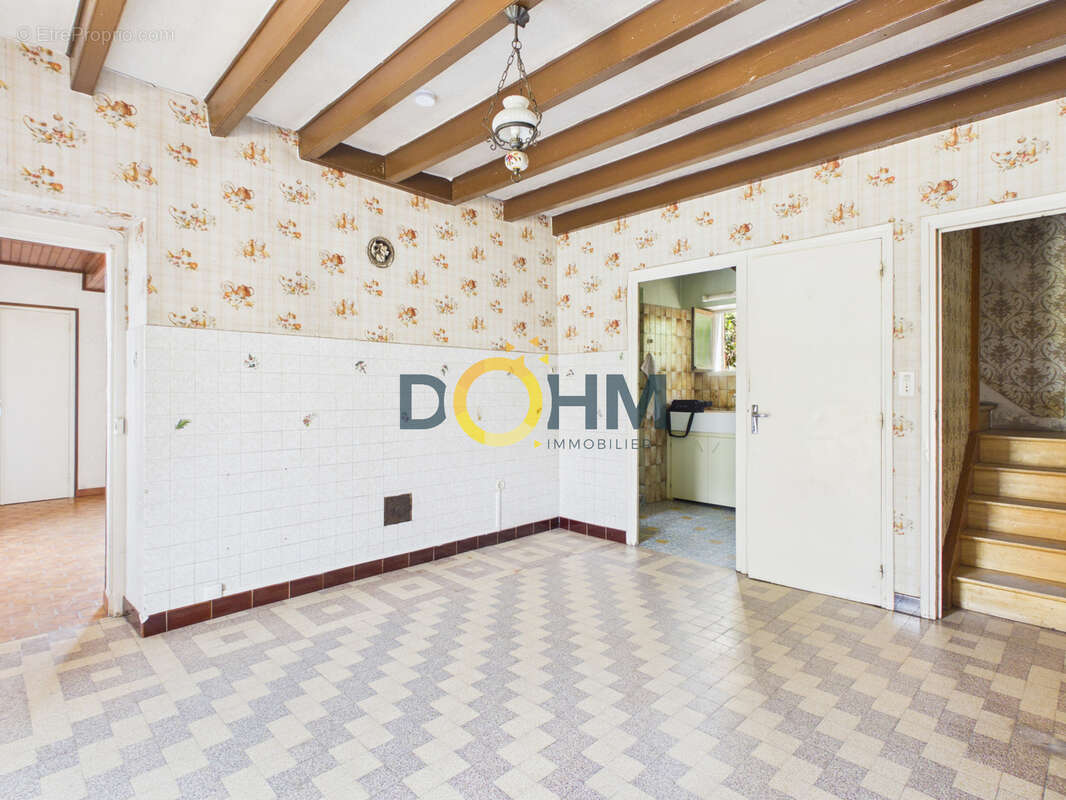 Maison dauphinoise à rénover   90 m2   Châbons, proche A43 et A48 - photo 3