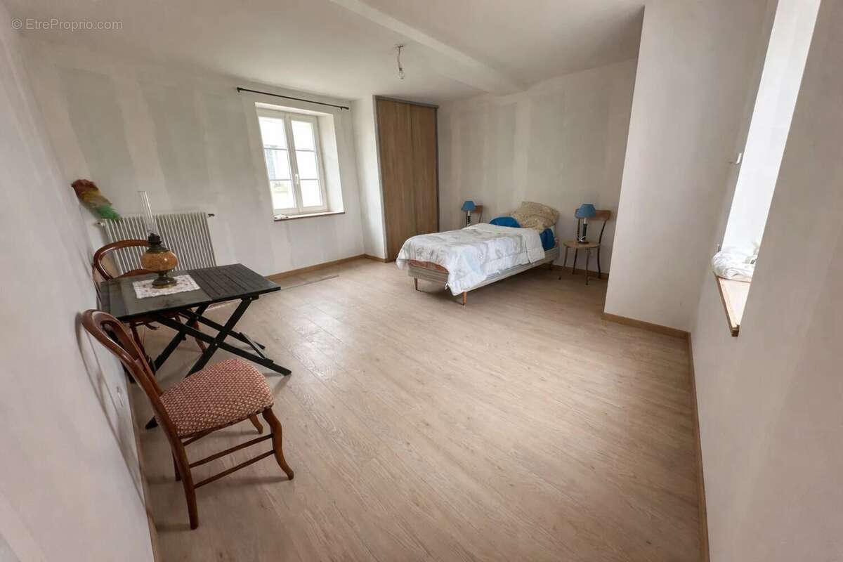 Maison à LIZY-SUR-OURCQ