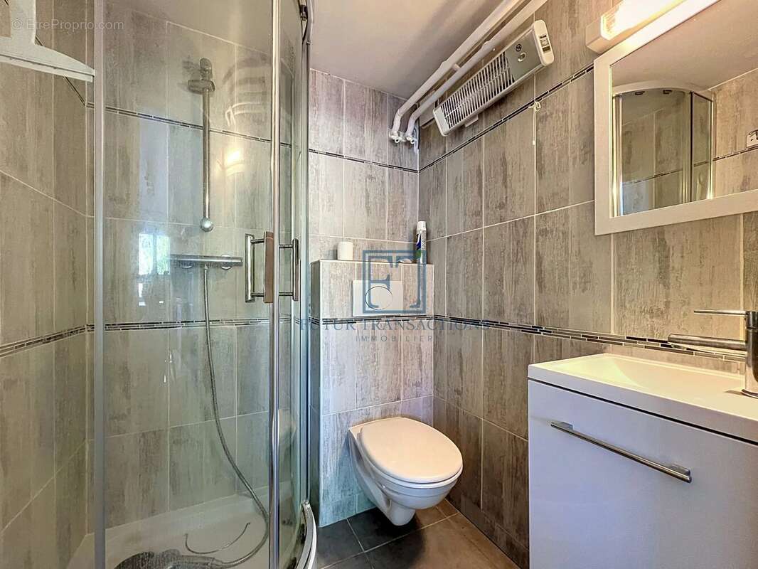 Elancourt - le village - photo 18