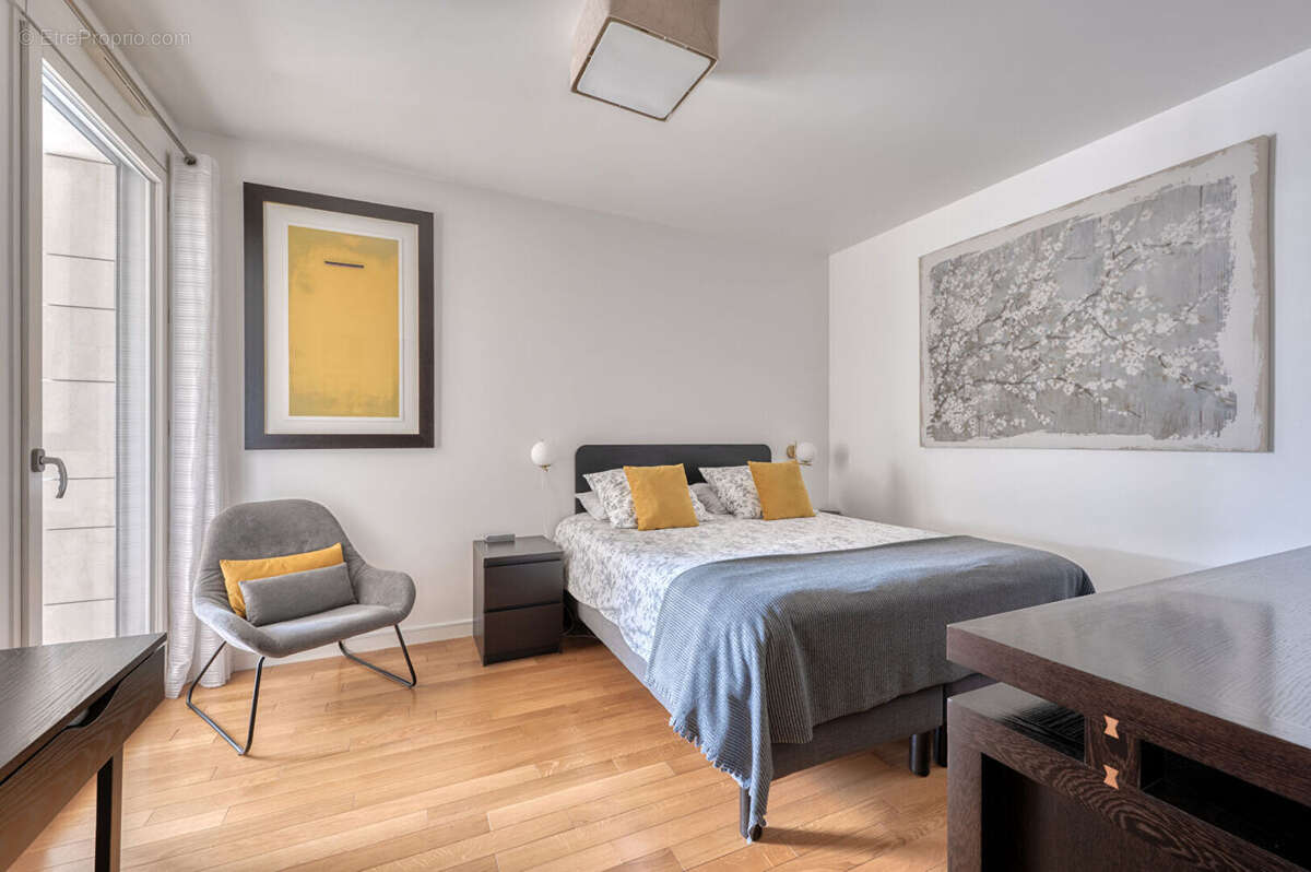 Appartement à BOULOGNE-BILLANCOURT