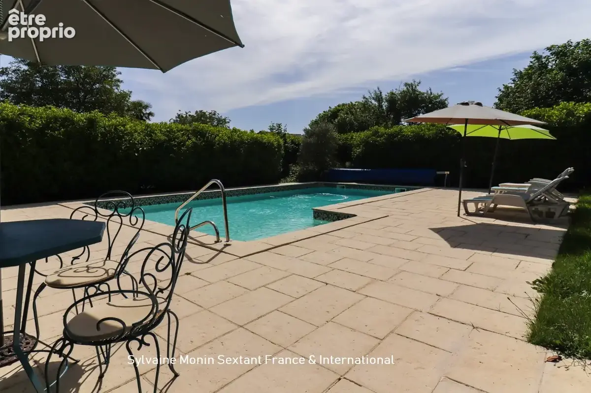 Propriété de charme avec logement indépendant, piscine, sauna et 1,4 hectare de terrain - photo 6