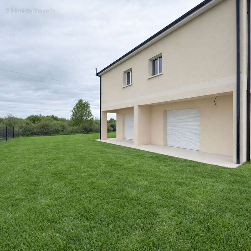 Maison à CAMPS-SUR-L'ISLE