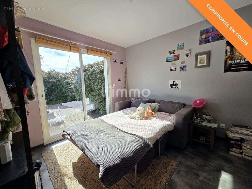 Maison à AMBARES-ET-LAGRAVE