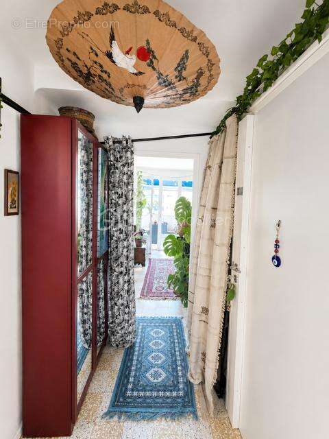 T2 avec balcon, cave et parking - photo 4
