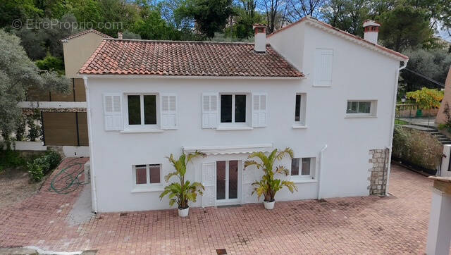 Maison à GRASSE