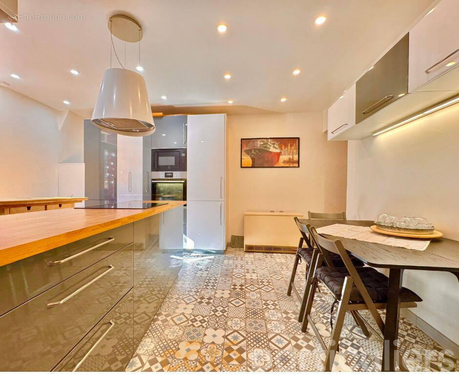 Maison à CASTELNAU-LE-LEZ