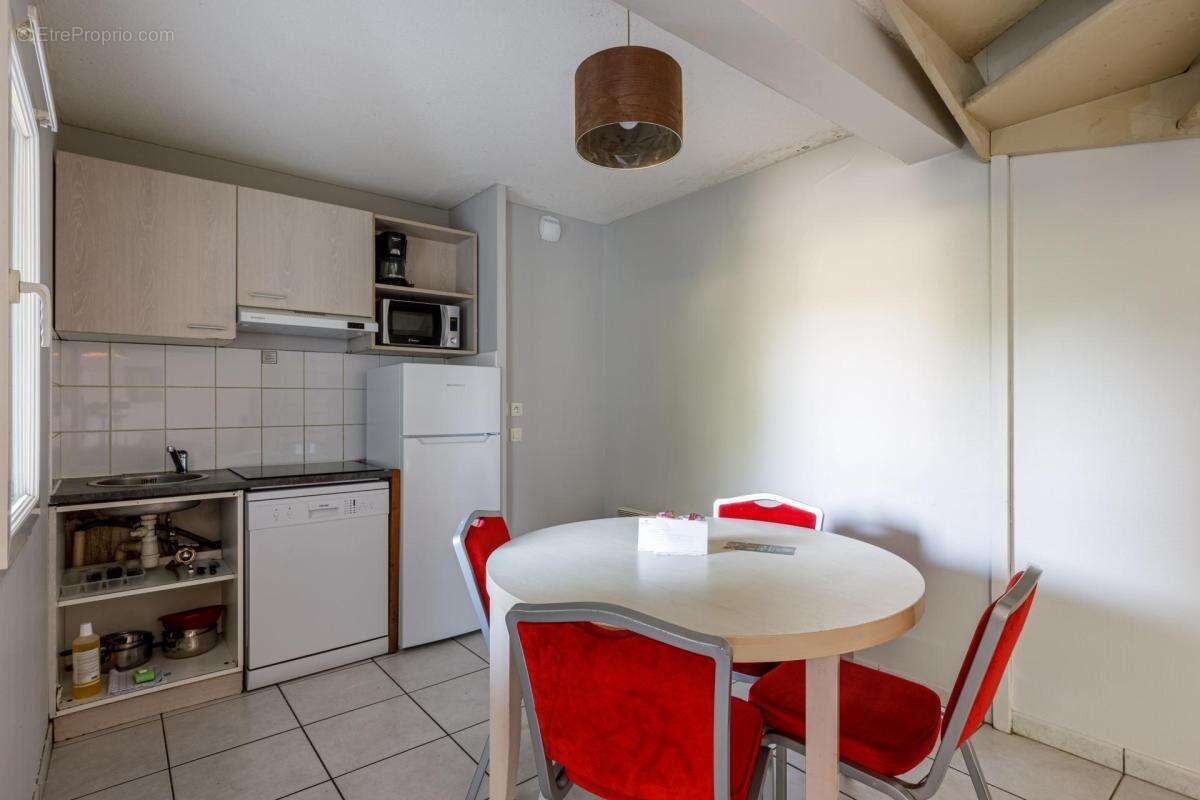 Vente appartement T3 - Résidence de tourisme  APPARTCITY à Saint-Jean-d'Illac - photo 6