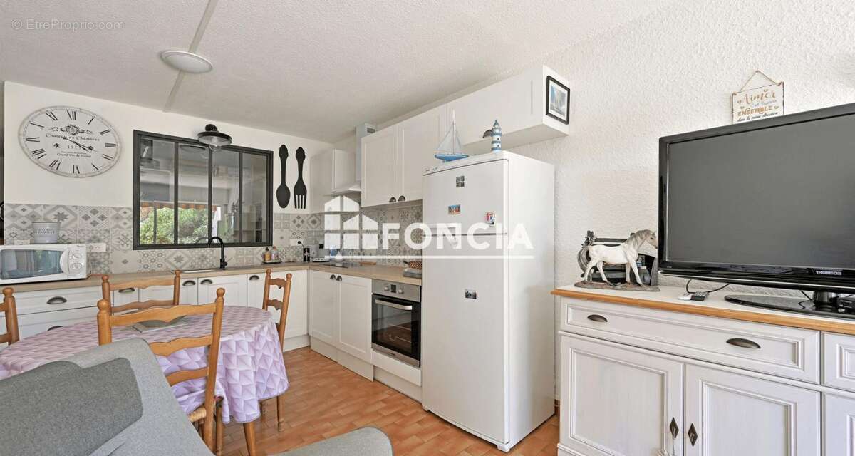 PORT CAMARGUE plage nord appartement avec chambre en rez de jardin - photo 6