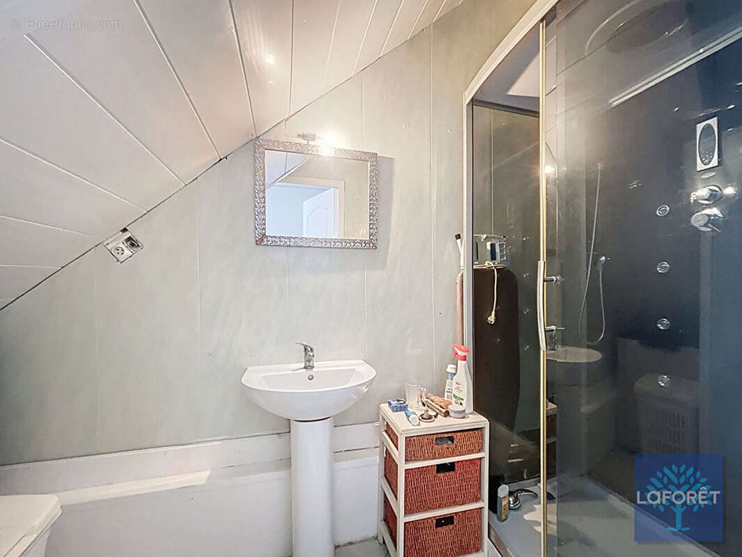 Appartement à RAISMES
