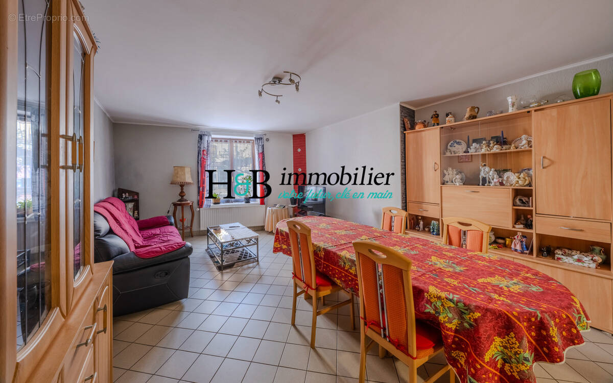 Appartement à CHAMPIGNEULLES