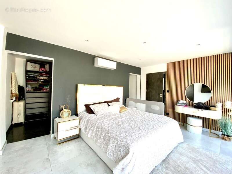 Maison à CHEVIGNY-SAINT-SAUVEUR