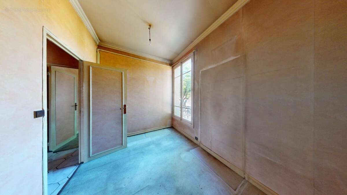 Appartement à MAISONS-ALFORT