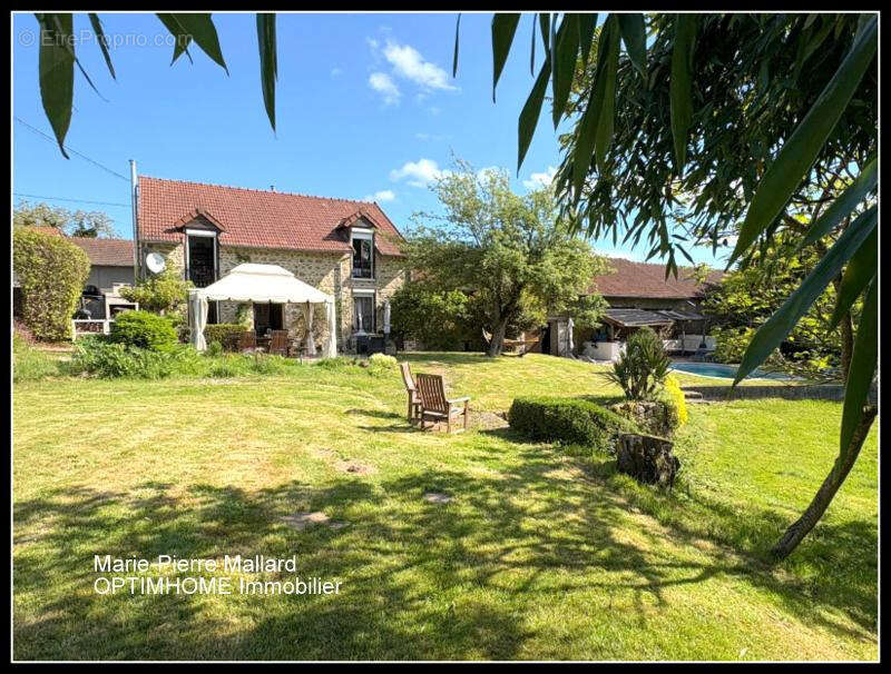 Maison à BOURGANEUF