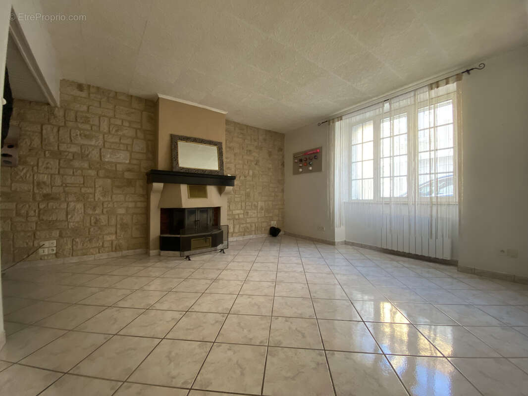 Maison de 87 m2 à Chatillon-en-Michaille - photo 2