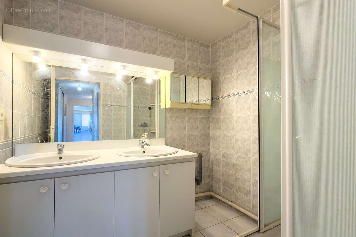 Appartement à HYERES