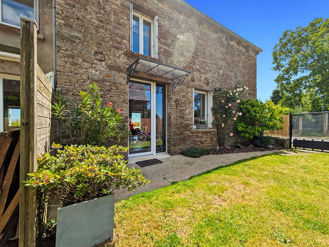 Maison à MEILLAC