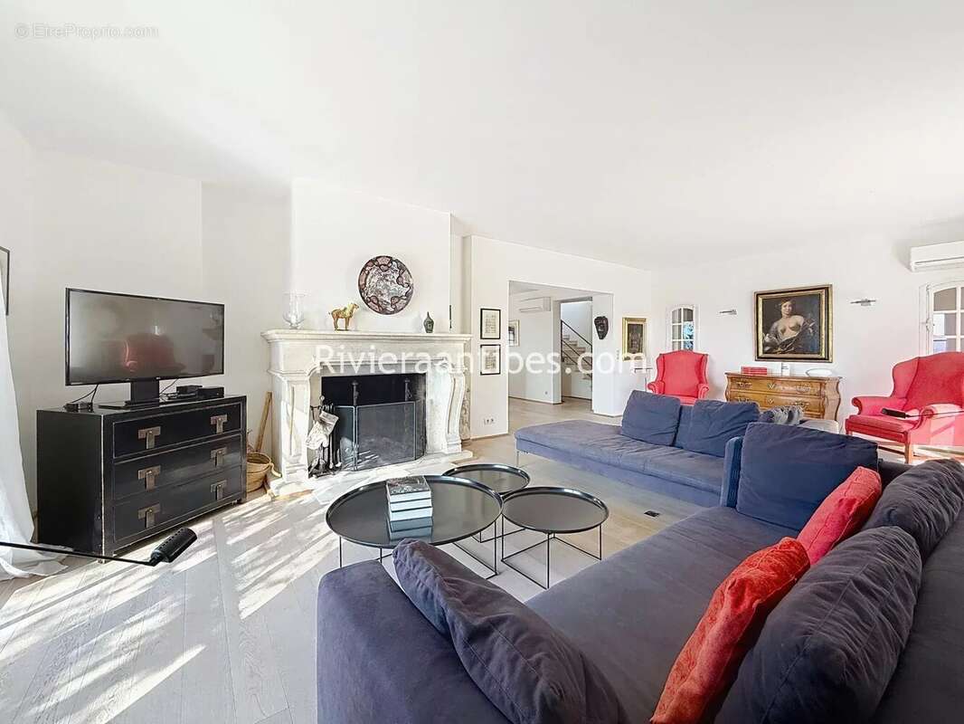 Maison à MOUANS-SARTOUX