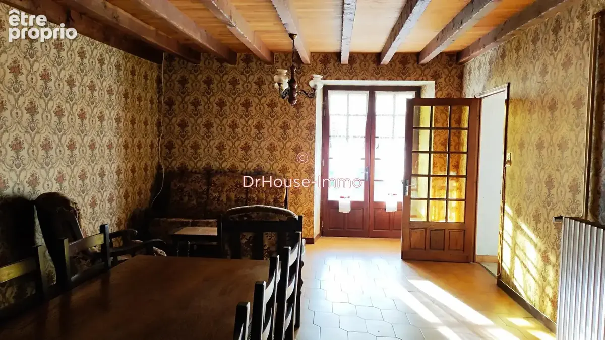 Maison 160 m² à Villars  - photo 9