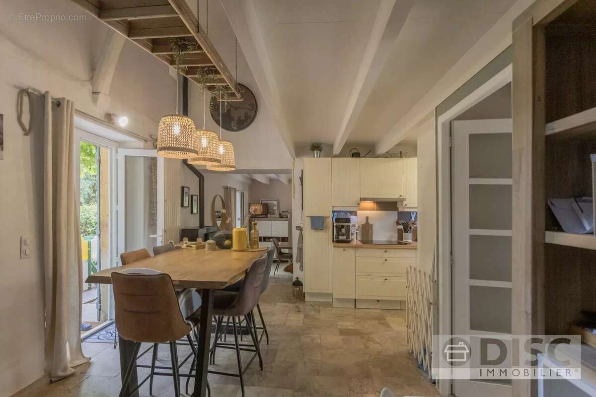 Spacieuse maison en pierre sur les hauteurs de Saint-Antonin-Noble-Val - photo 3