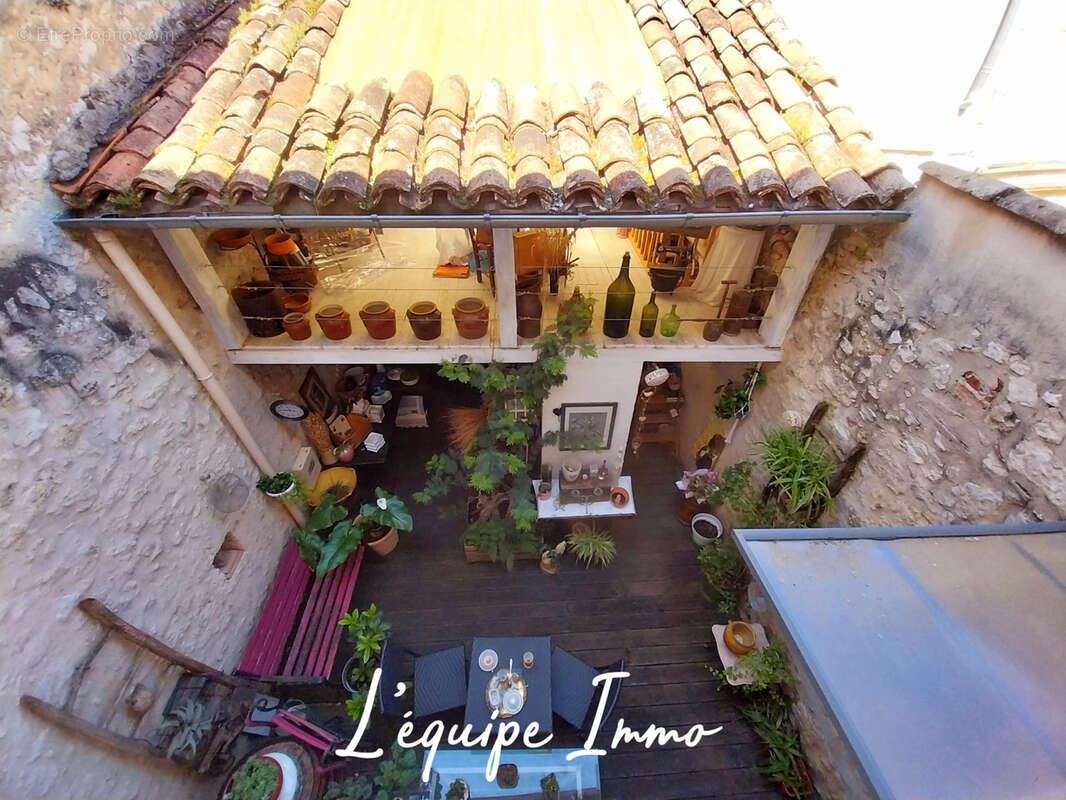 Maison à MAUVEZIN