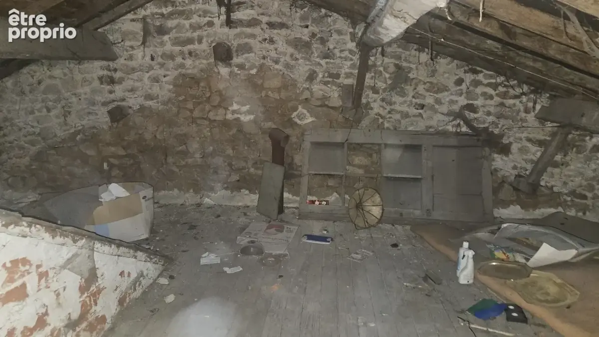 Maison de ville à rénover - photo 8