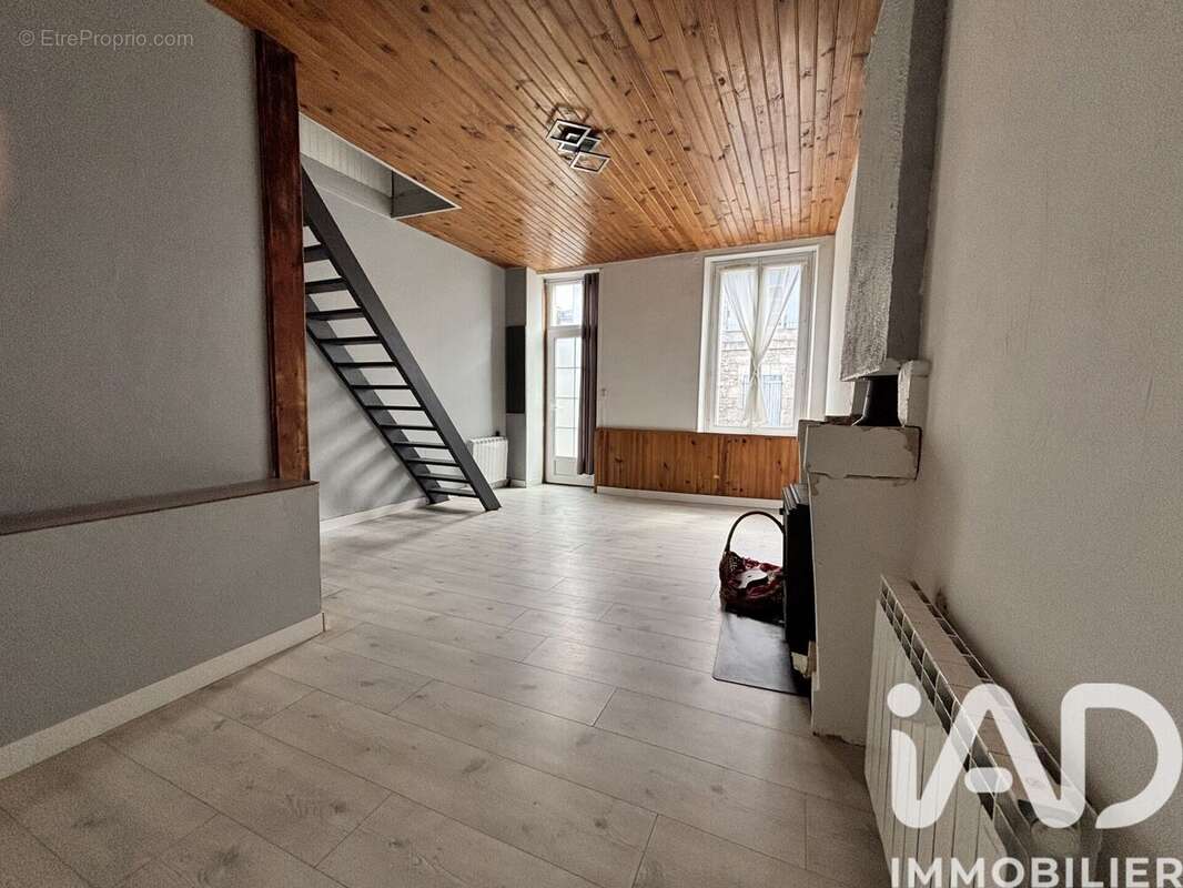 Maison 75 m² à Nancras  - photo 9
