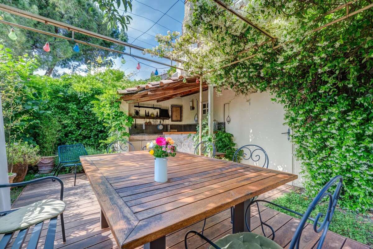 Maison à CAGNES-SUR-MER