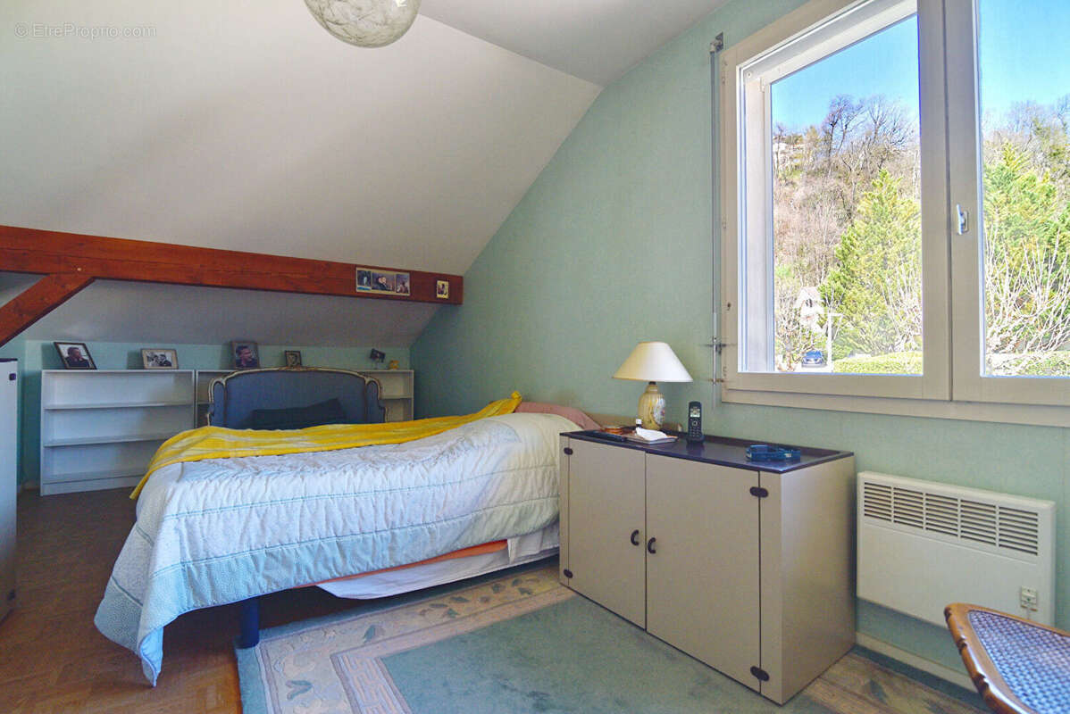 Maison à MONTBONNOT-SAINT-MARTIN