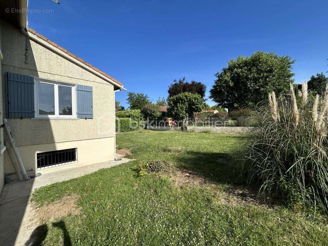 Maison à ROMANS-SUR-ISERE