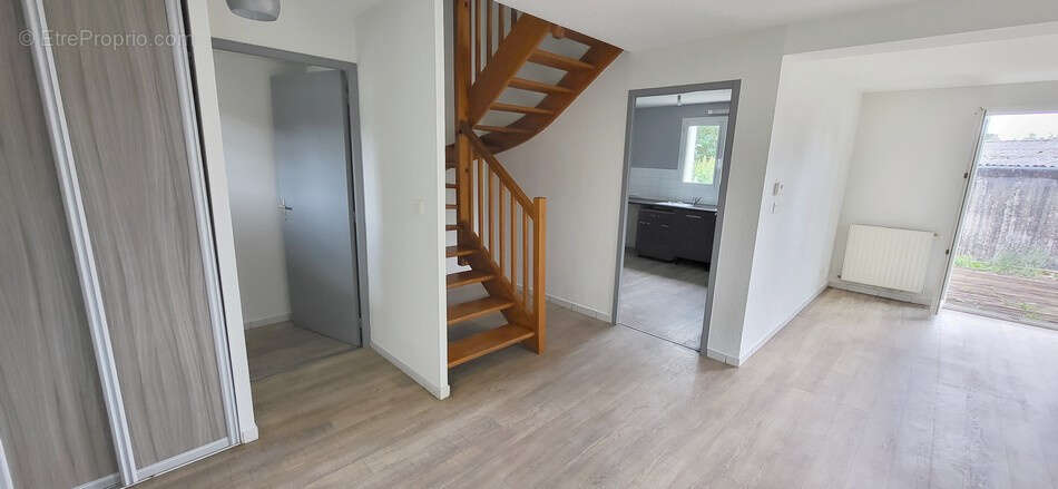 Maison de village habitable de suite avec jardin - photo 3