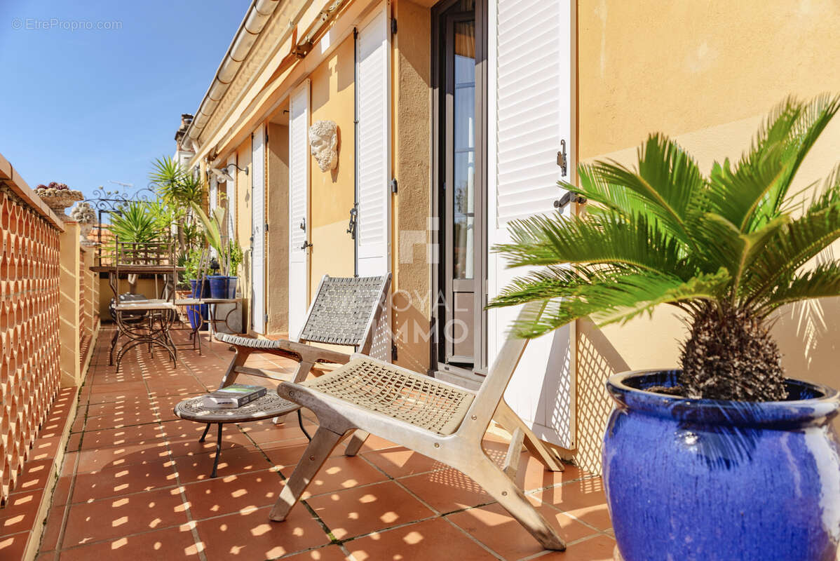 Appartement à HYERES