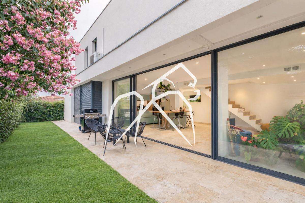 Maison à VILLENEUVE-LES-MAGUELONE