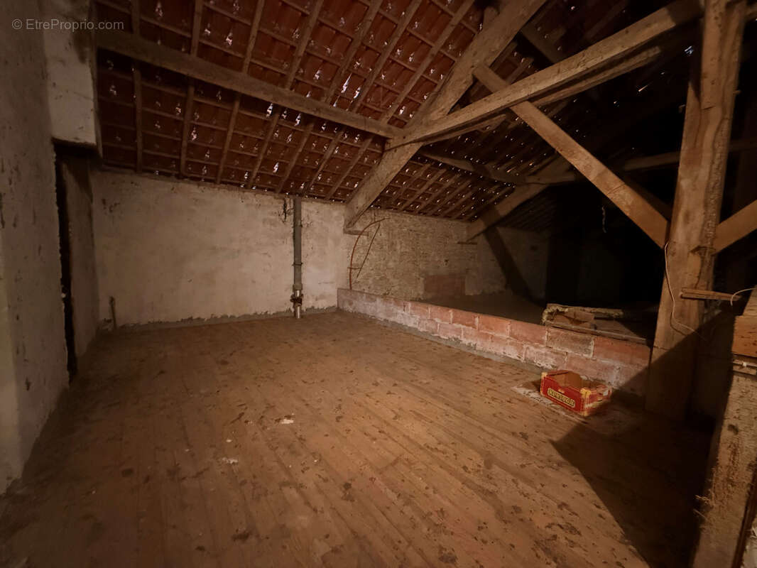 Maison en pierre avec chalet bois, grange et vue panoramique - photo 7