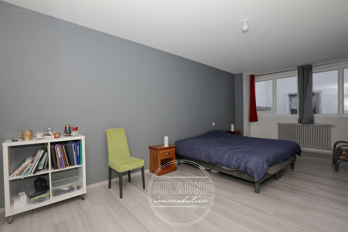 Immeuble de rapport aux multiples possibilités   Secteur Gare des Charentes - photo 18