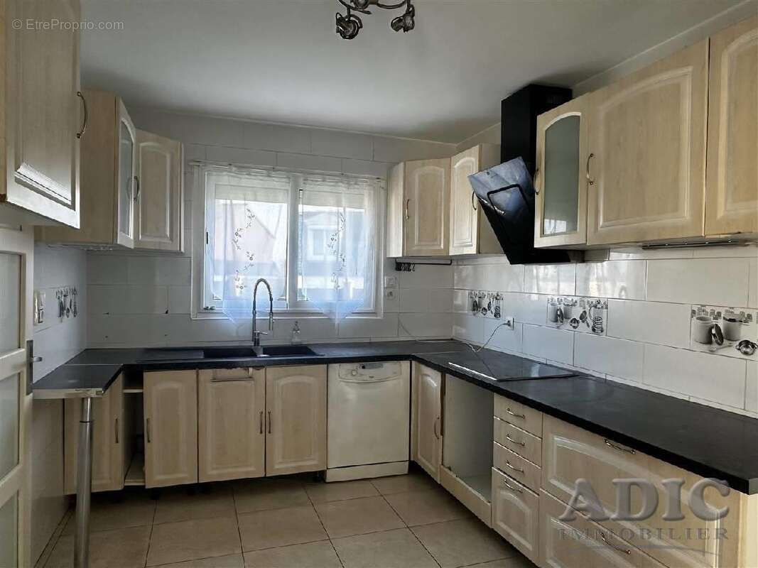 Maison à DAMMARTIN-EN-GOELE