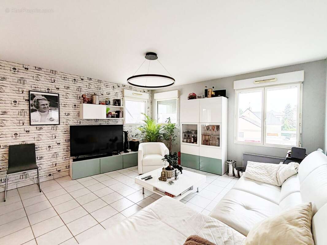 Appartement à MURS-ERIGNE