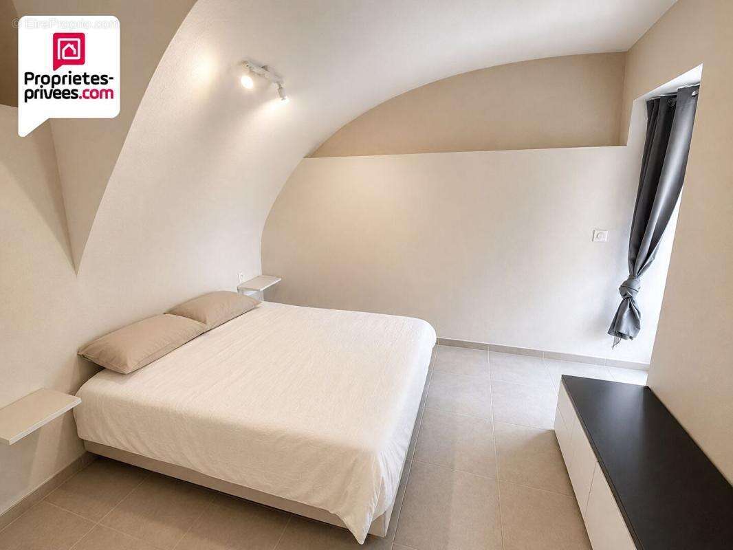 Appartement à SAINT-CEZAIRE-SUR-SIAGNE