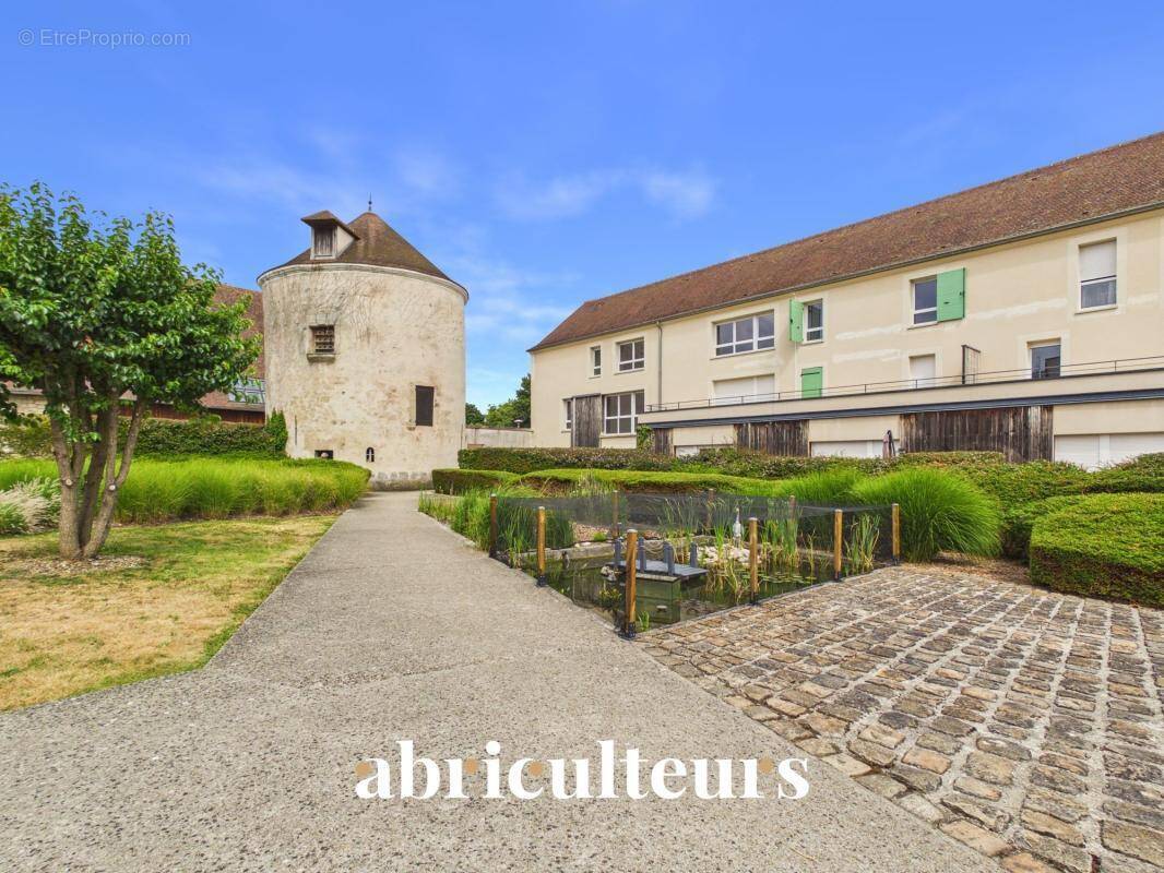 Appartement 2 pièces 48 m² · à Survilliers · 48 m² · 182 600 €
