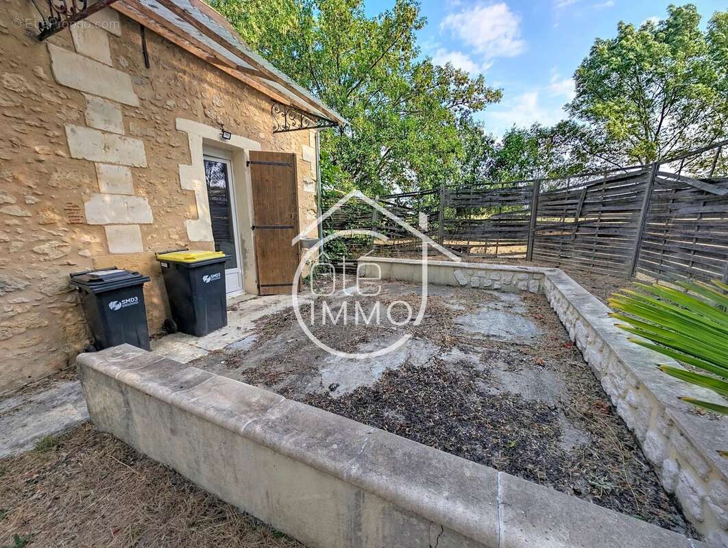 PRIGONRIEUX : Belle maison en pierre , 4 pièces de 96m² avec jardin - photo 10