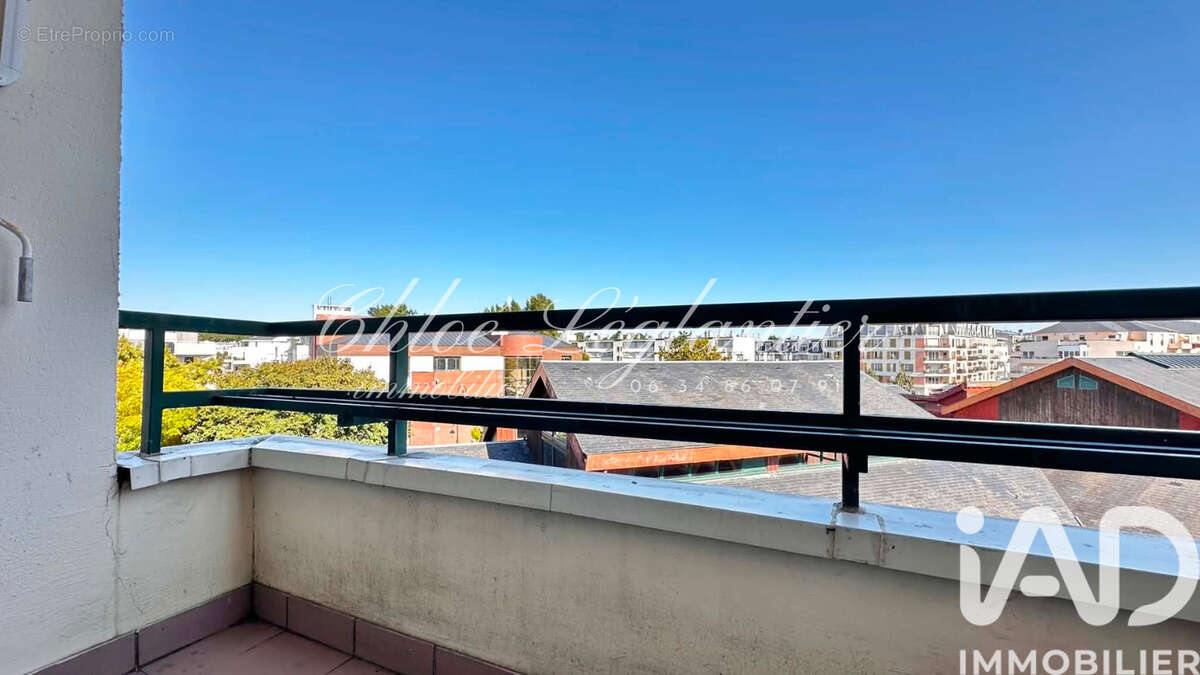 Photo 4 - Appartement à LE PLESSIS-TREVISE