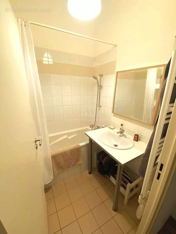 Appartement à MARSEILLE-2E