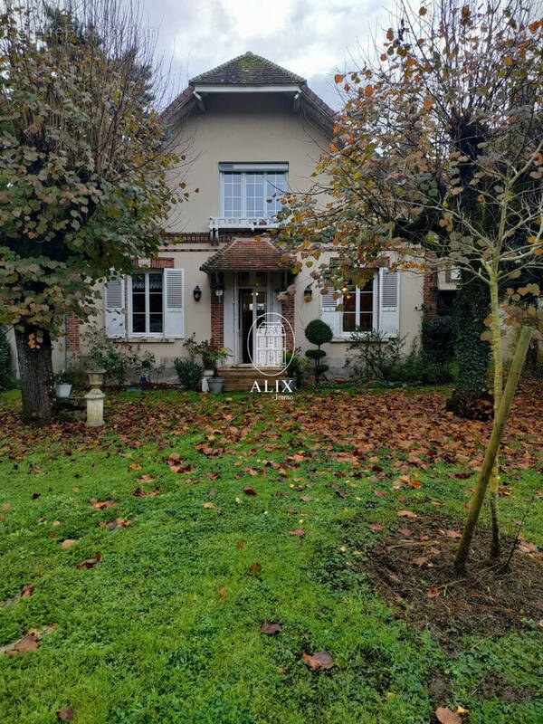 Maison à CLOYES-SUR-LE-LOIR