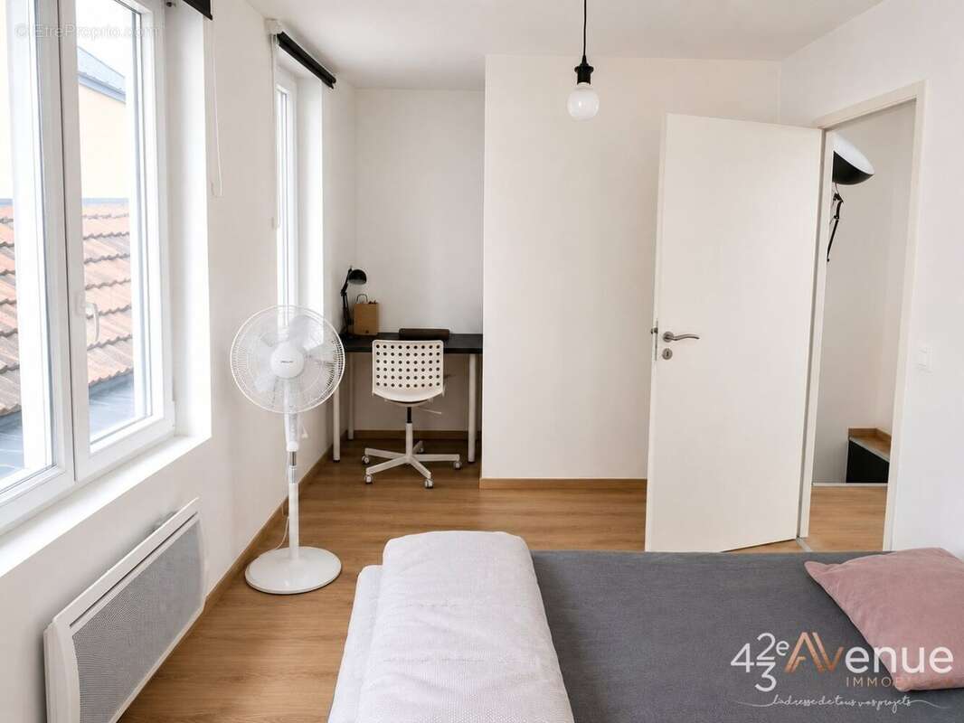 Appartement à SAINT-ETIENNE
